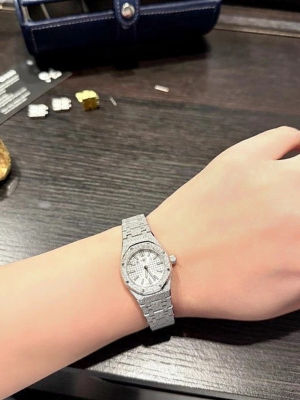 Audemars Piguet Royal Oak Frosted Gold Quartz mini white gold